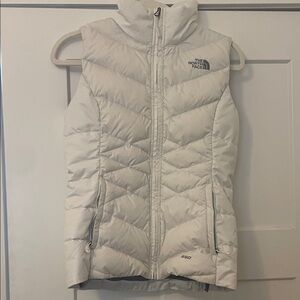 The North Face Women's Light Gray Puffer Vest